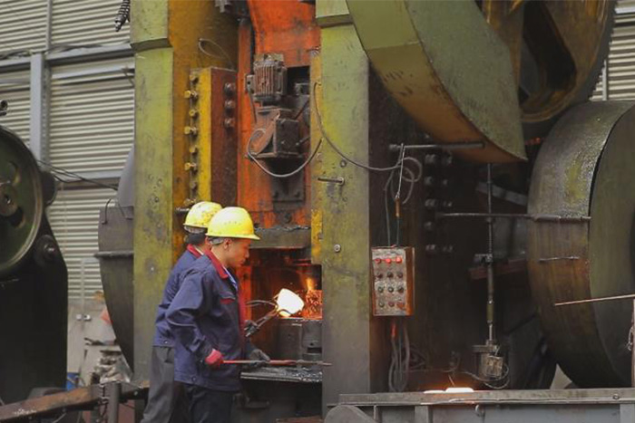 调兵山网架配件车间